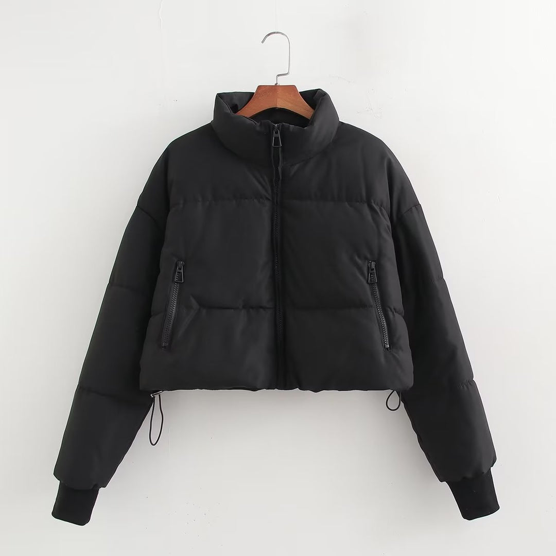 Damen cropped Steppjacke mit hochschließendem Kragen und praktischen Reißverschlusstaschen EB