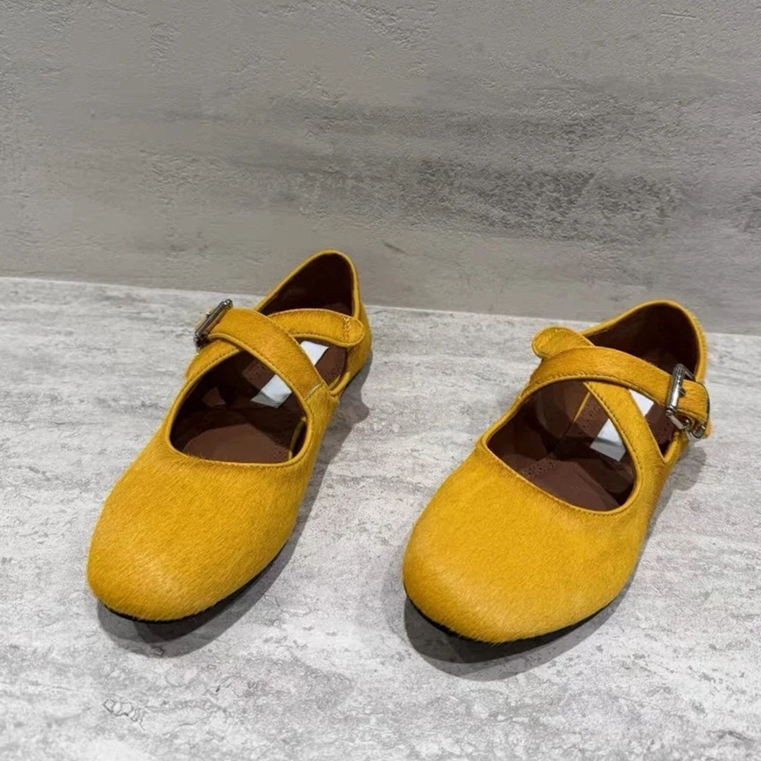 Damen Ballerinas mit elegantem Riemen und geschwungener Form EB
