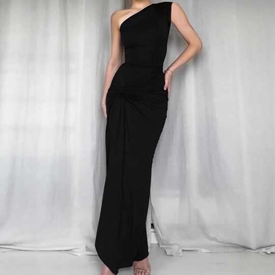 Damen Elegantes asymmetrisches Maxikleid mit raffinierter Drapierung EB