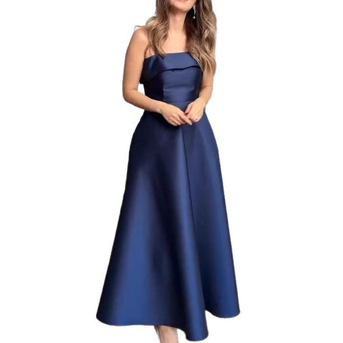 Damen Elegantes Abendkleid mit schulterfreiem Design und voluminösem Rock EB