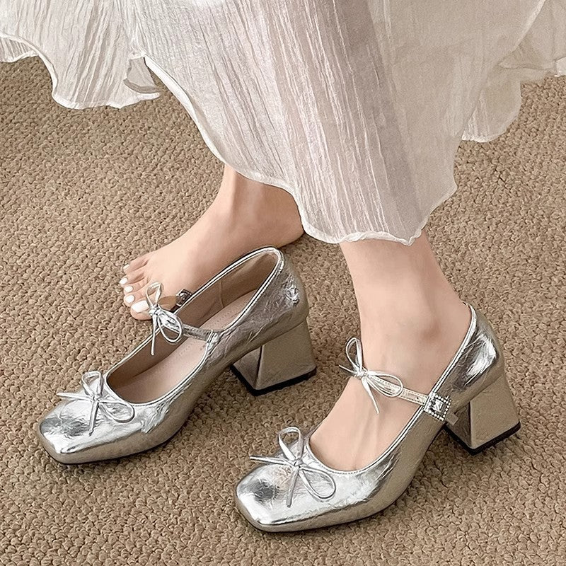 Damen Elegante Pumps mit zarter Schleifenverzierung und glitzernder Oberfläche EB