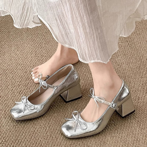 Damen Elegante Pumps mit zarter Schleifenverzierung und glitzernder Oberfläche EB