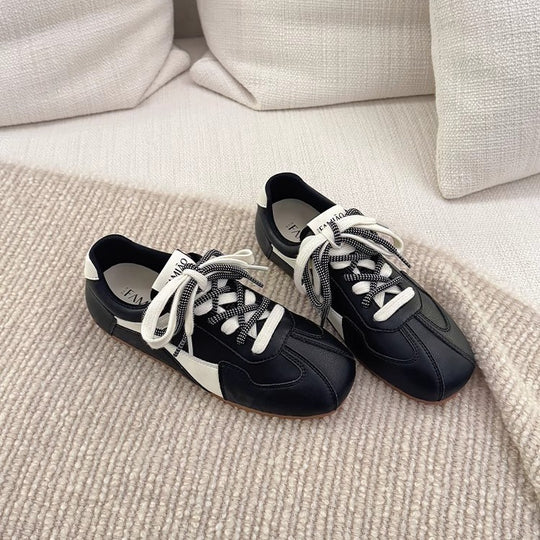 Damen Sneakers im sportlichen Design mit atmungsaktiver Oberflächenstruktur und bequemer Dämpfung EB