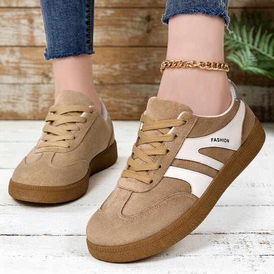 Herren nan retro Veloursleder Sneaker mit gepolstertem Fersenkragen und profilierter Gummilaufsohle EB