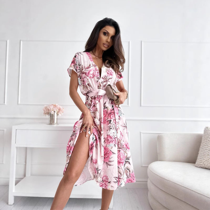 Damen Wickelkleid mit eleganter Blumenmusterung und Taillengürtel EB