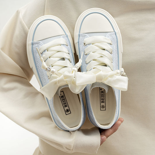 Damen Bequeme Plattform-Sneaker mit verspielten Schnürsenkeln und eleganter Oberfläche EB