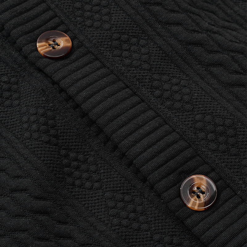 Herren Strickjacke mit hochwertigem Strukturmuster und modernen Knöpfen EB