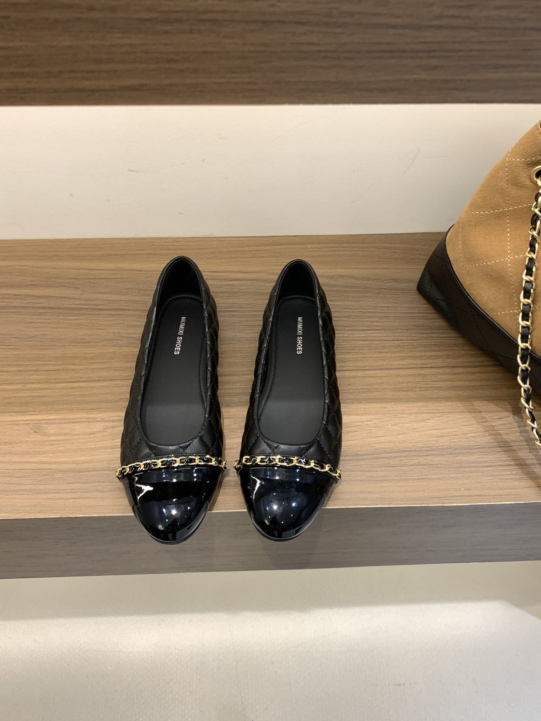 Damen Elegante Mary Jane Ballerinas mit modischem Riemchen und komfortablem Fußbett EB