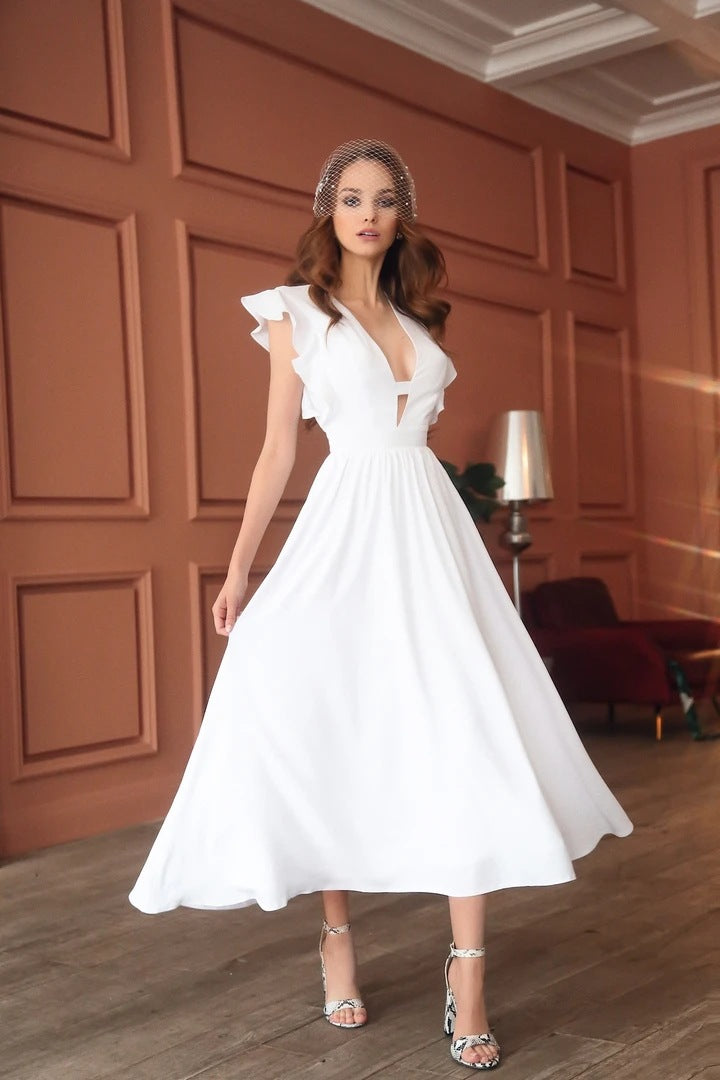 Damen Maxikleid mit raffiniertem V-Ausschnitt und voluminösen Rüschenärmeln EB