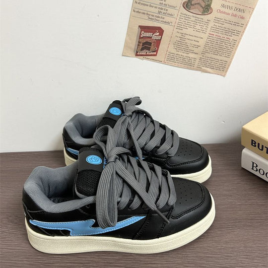 Damen modische Sneaker im sportlichen Stil mit atmungsaktiven Einsätzen EB