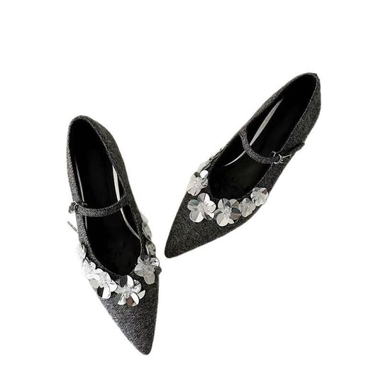 Damen Ballerina-Schuhe mit floralen Applikationen und elegantem Riemen EB
