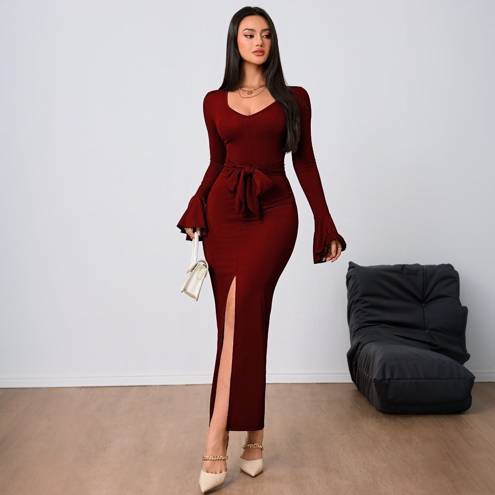 Damen figurbetontes Maxikleid mit V-Ausschnitt Trompetenärmeln Taillenband und hohem Seitenschlitz Eichborn Berlin