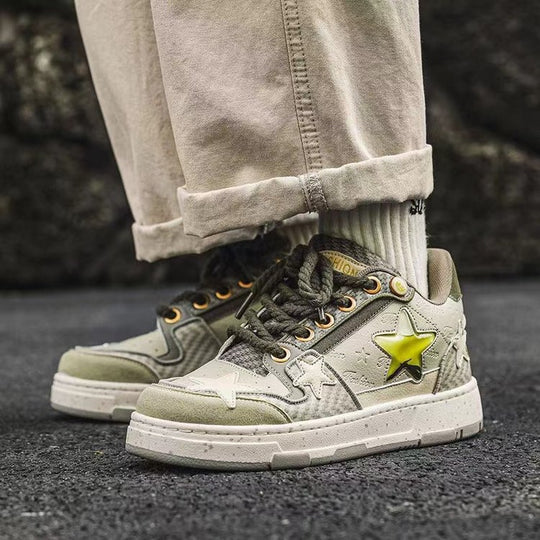 Damen Modische Sneakers mit einzigartigen Stern-Applikationen und rutschfester Sohle EB