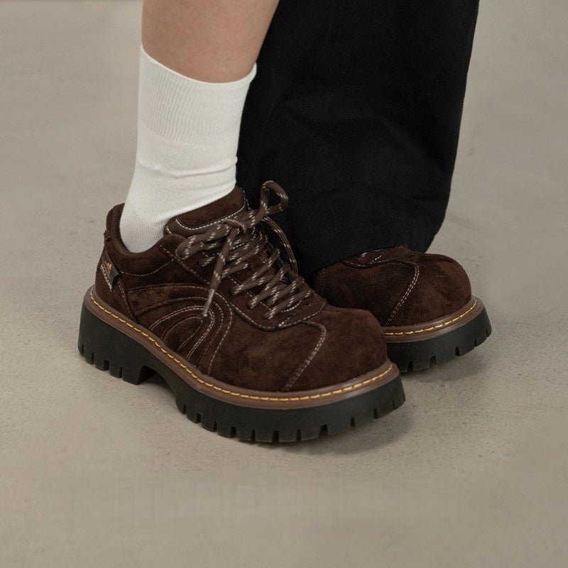 Damen Trendige Sneaker mit robustem Sohlenprofil und edlem Wildleder EB