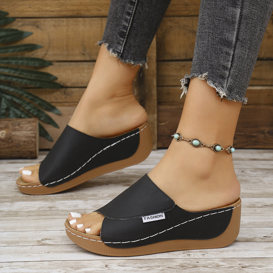 Damen Komfortable Slipper mit modischem Überkreuz-Design EB