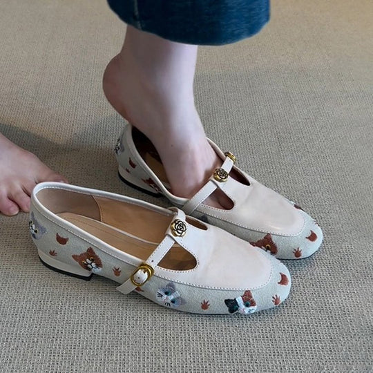 Damen Ballerina-Schuhe mit floralem Muster und dekorativem Riemchen EB