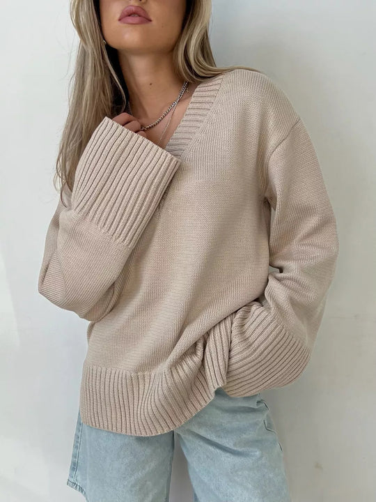 Damen nan oversized Feinstrickpullover mit tiefem V-Ausschnitt, gerippten Bündchen und lockerer Silhouette EB