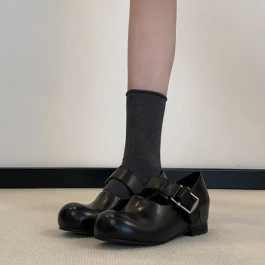 Damen elegante und stilvolle Riemchen-Schuh mit dekorativem Schnallenverschluss EB