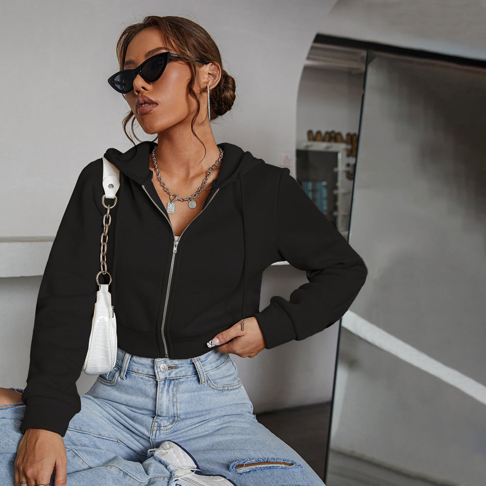 Damen kurze Kapuzenjacke mit durchgehendem Reißverschluss taillierter Silhouette und elastischen Bündchen Eichborn Berlin