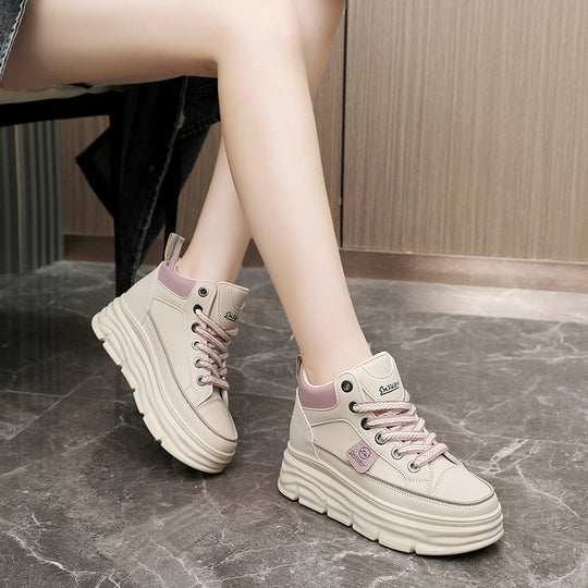Damen Plattform Sneakers mit trendigem Farbdesign und extrakompakter Sohle EB