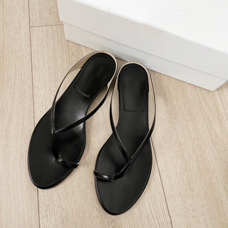 Damen Zehentrenner-Sandalen mit eleganter Riemenkonstruktion und komfortablem Fußbett EB