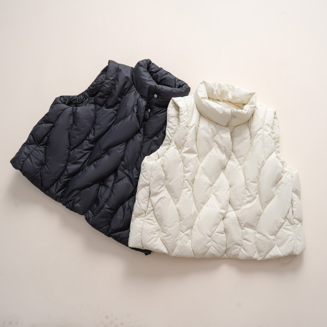 Damen stylische Steppweste mit hohem Kragen und modernem Design EB