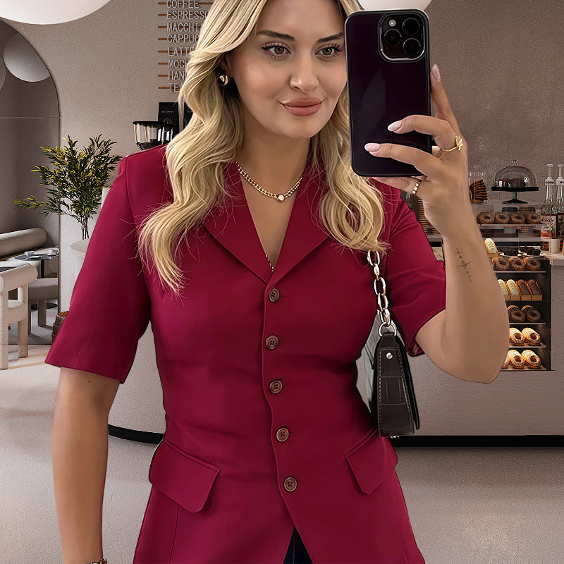 Damen Elegante Kurzjacke mit goldenen Knopfdetails EB