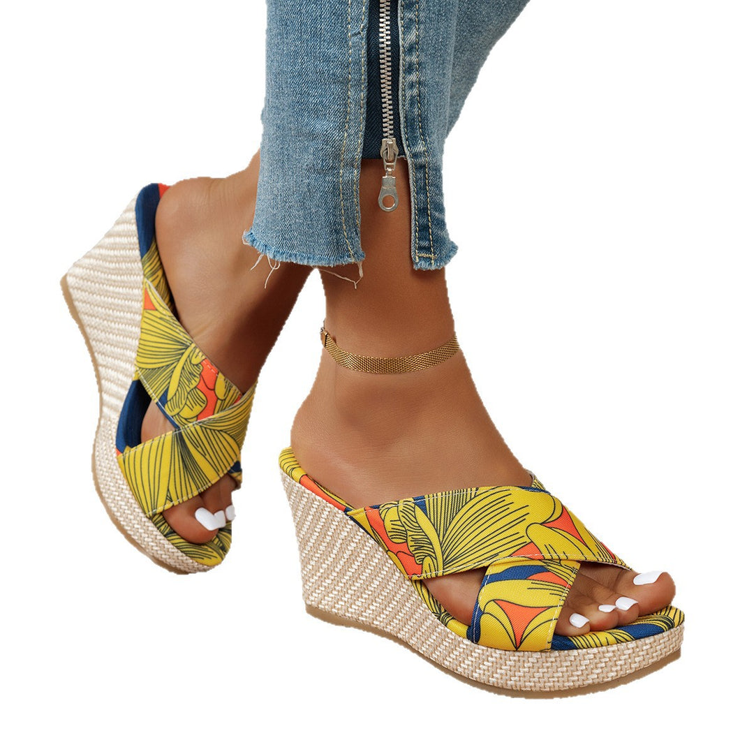 Damen Wedge-Sandalen mit floralem Design und rutschfester Sohle EB