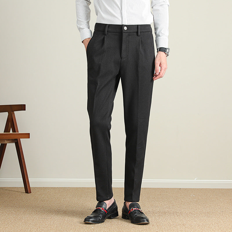 Herren Moderne Business-Hose mit eleganter Nadelstreifenoptik EB