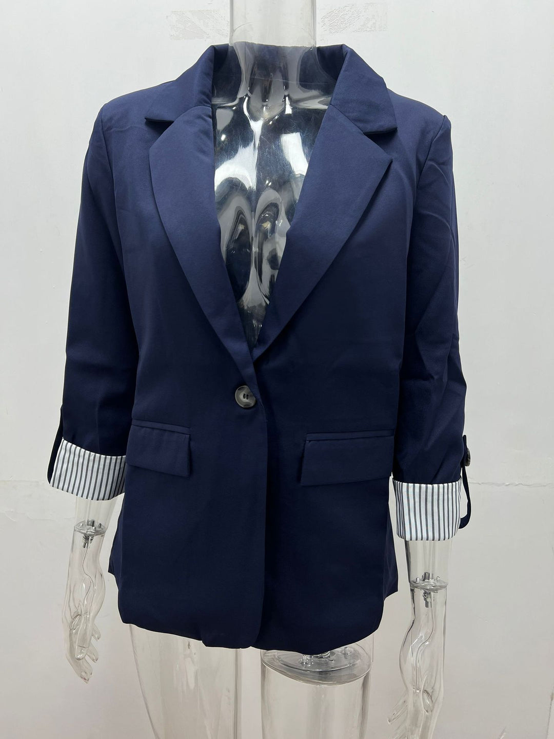 Damen nan taillierter dreiviertelarm Blazer mit Pattentaschen und umgeschlagenen Manschetten EB