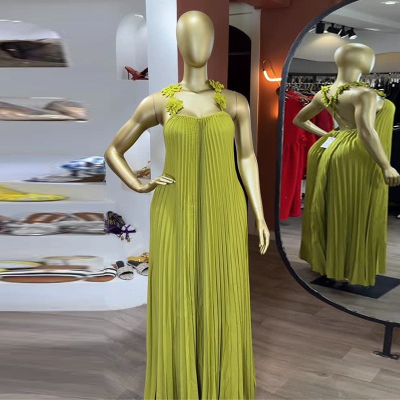 Damen Elegantes Maxikleid mit lässigem Faltenwurf und dekorativen Schulterblüten EB