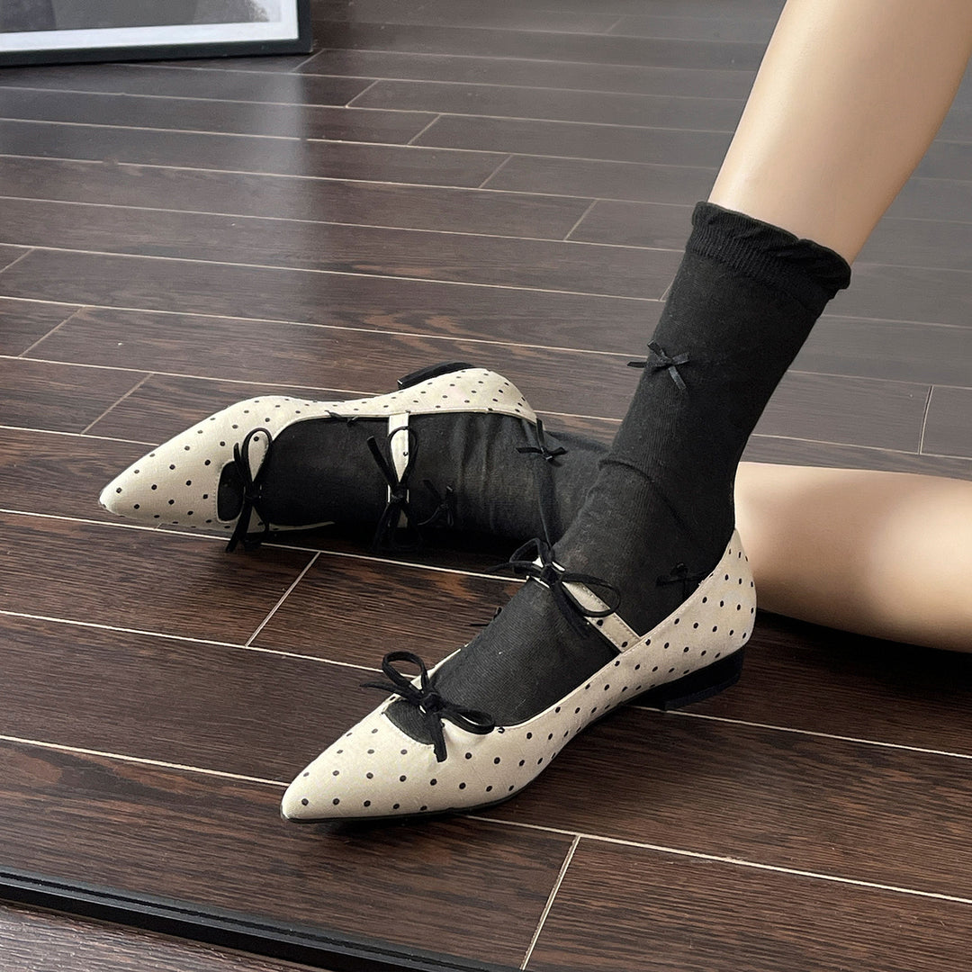 Damen Ballerinas mit elegantem Riemen und modischem Punkten-Design EB