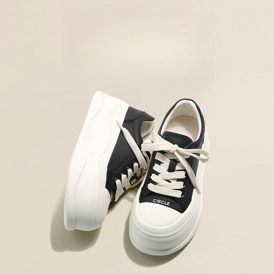 Damen Plateau-Sneaker mit trendigem Design und komfortabler Dämpfung EB