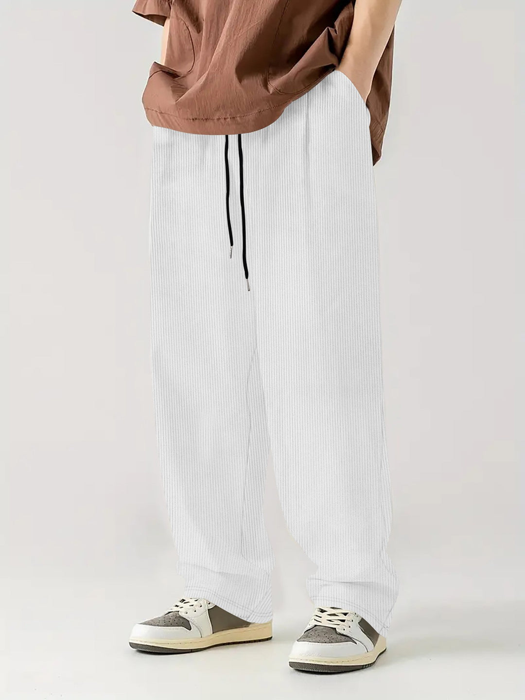 Herren nan weite Relax-Freizeithose aus geripptem Jersey mit Kordelzug, Seitentaschen und weitem Bein EB