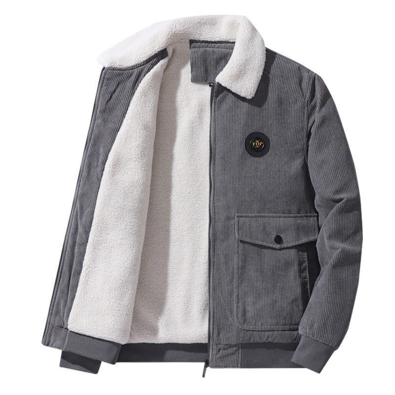 Herren Cord-Truckerjacke mit Sherpa-Kragen, Reißverschluss und aufgesetzten Pattentaschen EB