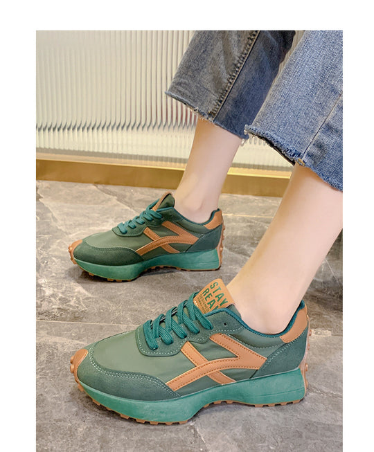 Damen Sportliche Sneaker mit atmungsaktiver Obermaterialstruktur und gedämpfter Sohle EB