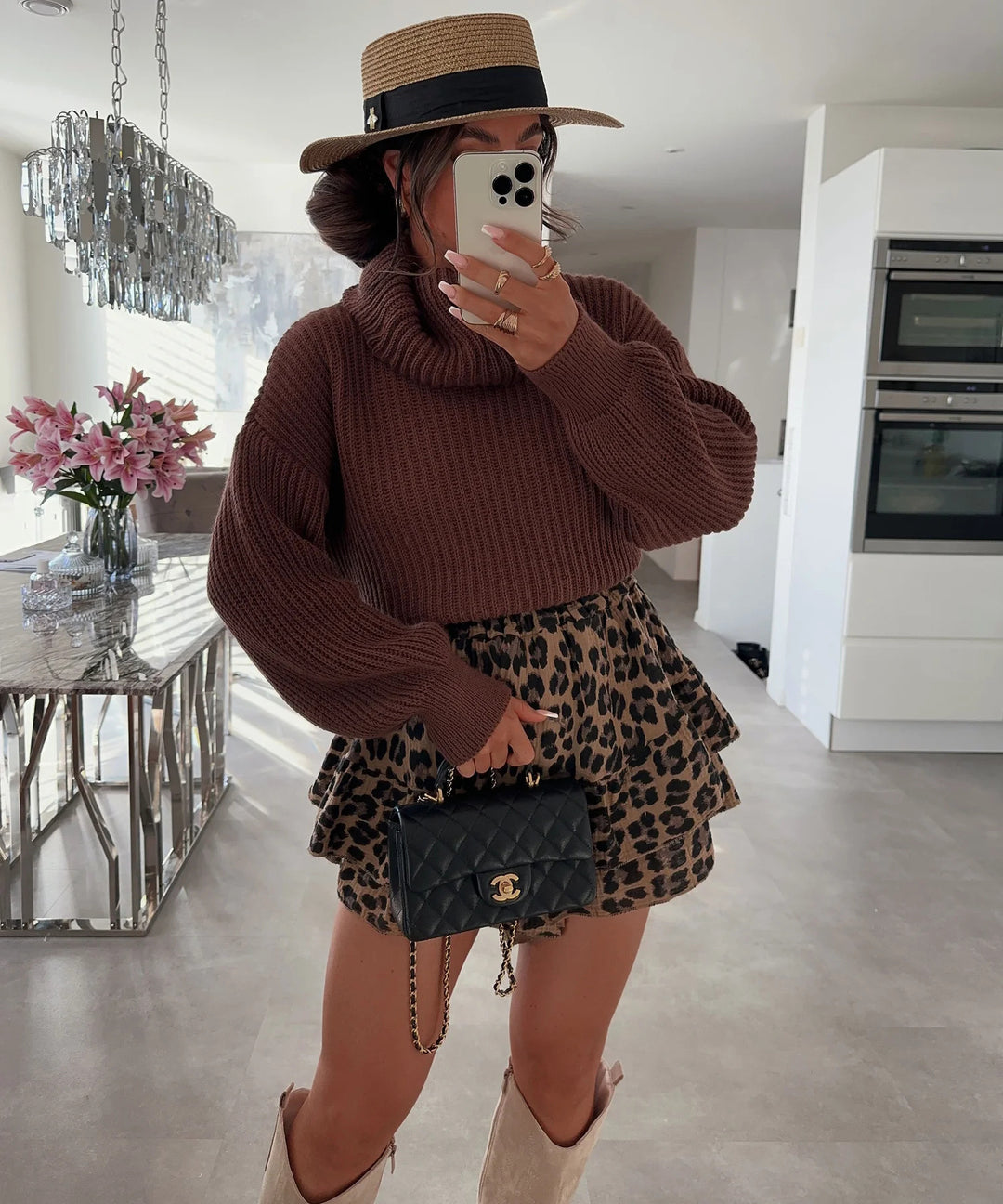 Damen Strickpullover mit hohem Kragen und voluminösen Ärmeln EB