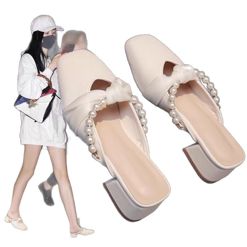 Damen Elegante Mules mit perlenverzierten Riemen und niedriger Blockabsatz EB