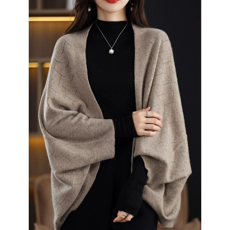 Damen Großer Strickponcho mit modernem Rautenmuster EB