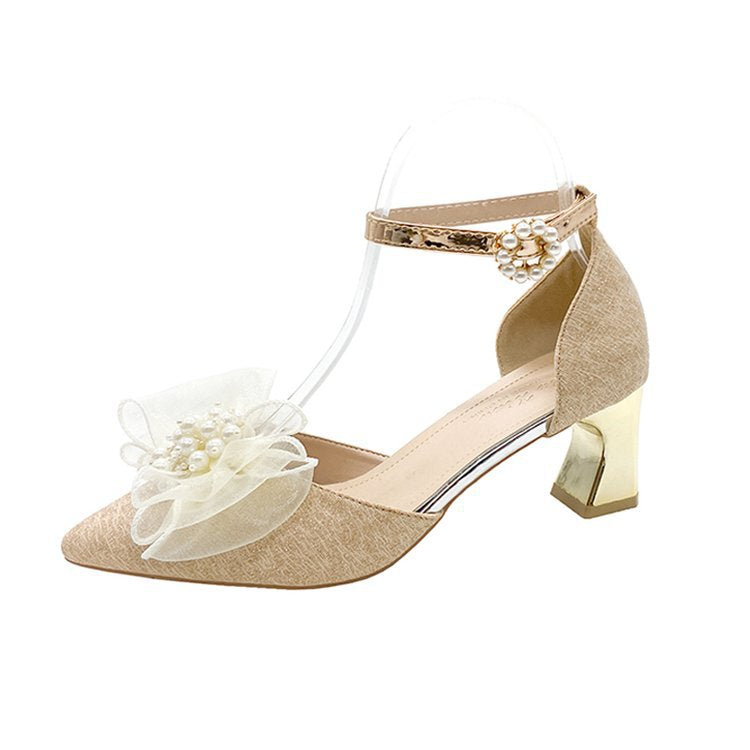 Damen elegante Pumps mit zierlichem Blumenschmuck EB