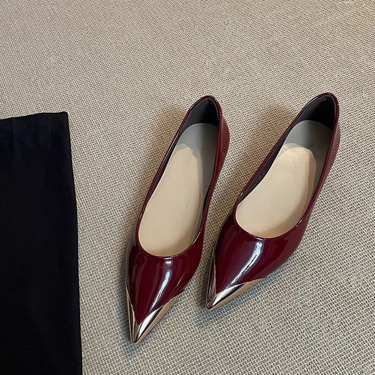 Damen spitze Ballerinas mit glänzendem Obermaterial und feinem Akzent EB