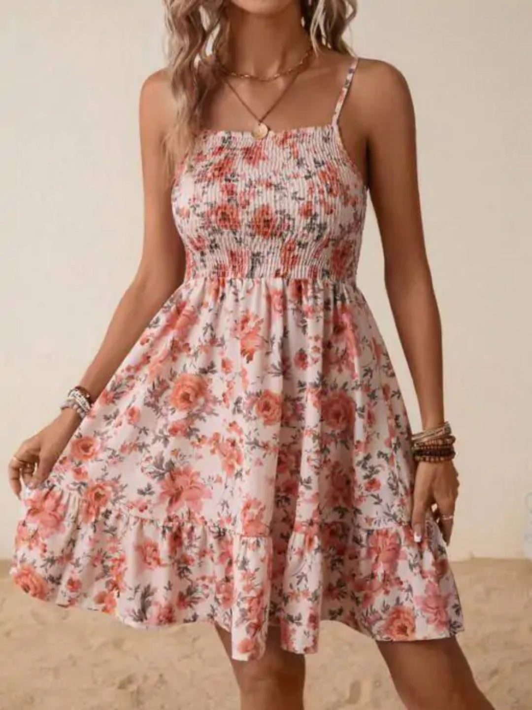 Damen florales Sommerkleid mit gerafftem Oberteil und schwingendem Saum EB