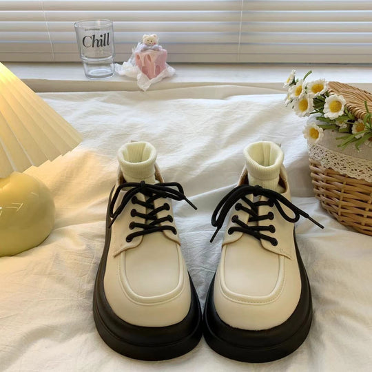 Damen Stilsichere Sneakers mit hohem Schaft von EB