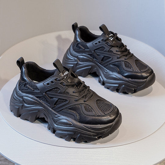 Damen Sportliche Sneakers mit atmungsaktiven Netz-Einsätzen und stabiler Sohle EB