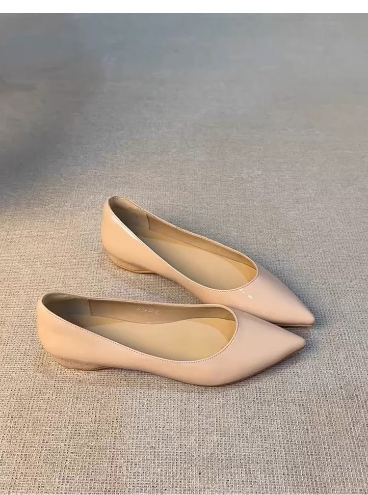 Damen spitze Ballerinas mit elegantem Glanz und verziertem Rand EB