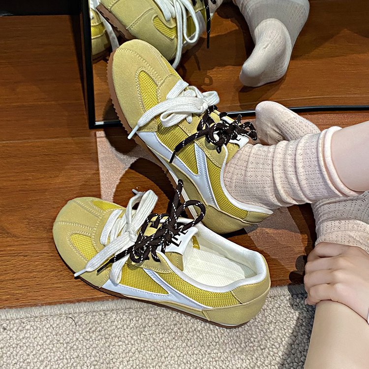 Damen Designer Sneakers mit eleganten Details und komfortabler Sohle EB