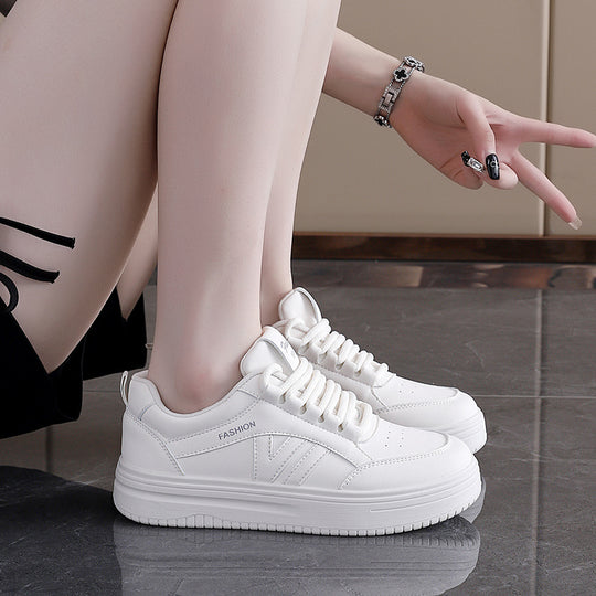 Damen Sportliche Sneaker mit modischem Design und dicker Sohle EB