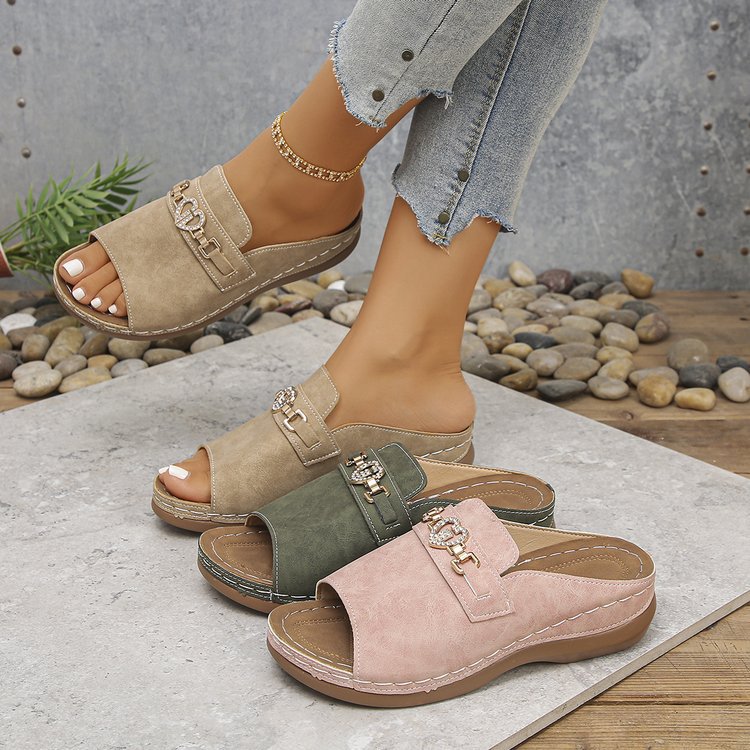 Damen Komfortable Pantoletten mit elegantem Schmuckdekor EB