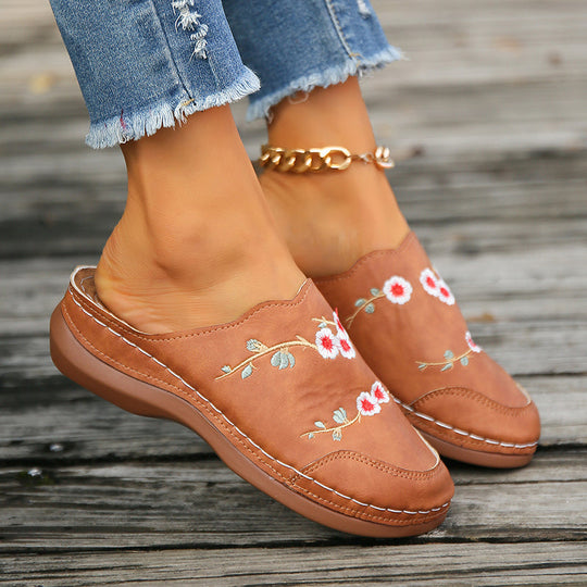 Bestickte Vintage-Blumen Hausschuhe EB