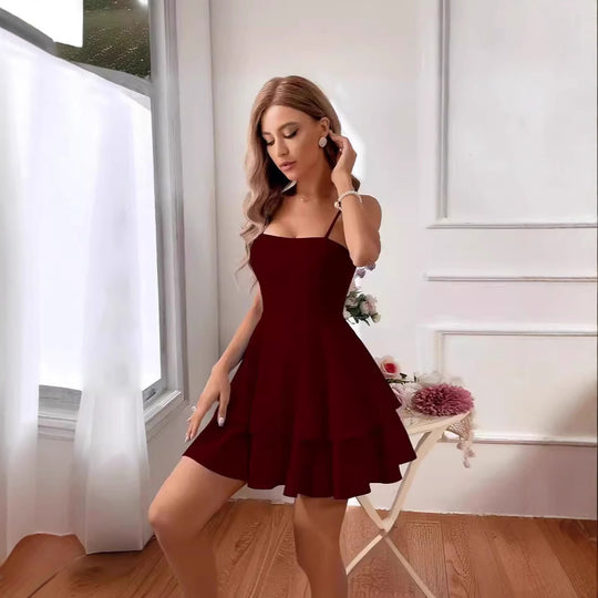 Damen luftiges Sommerkleid mit schulterfreien Trägern und verspieltem Bobtail-Saum EB